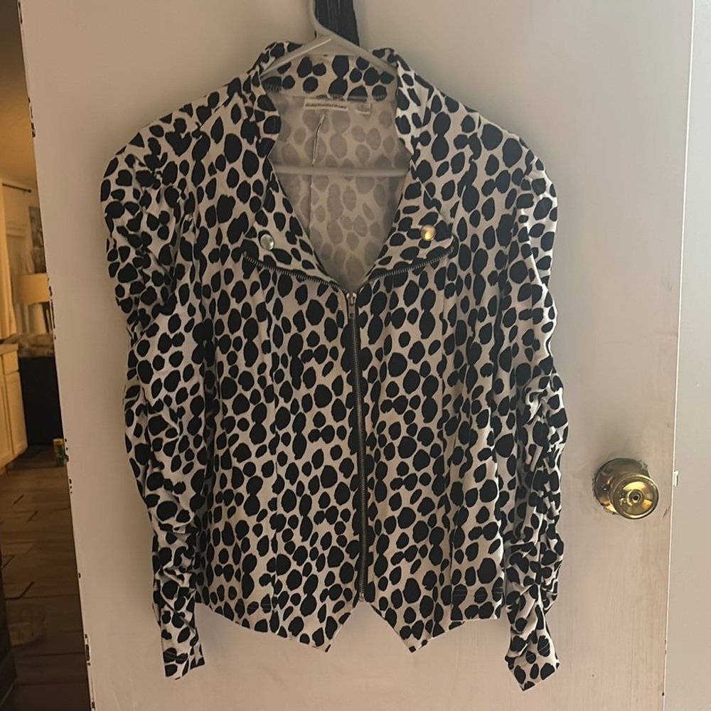 JohnPaulRichard Leopard Print Blazer Black and White